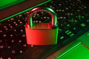 Cyber Security as a Service(CSaaS): Mehr Sicherheit und Struktur für mittelständische Unternehmen 
